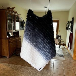 INC International Concepts Faux Fur Navy Ombré Poncho Cape size small